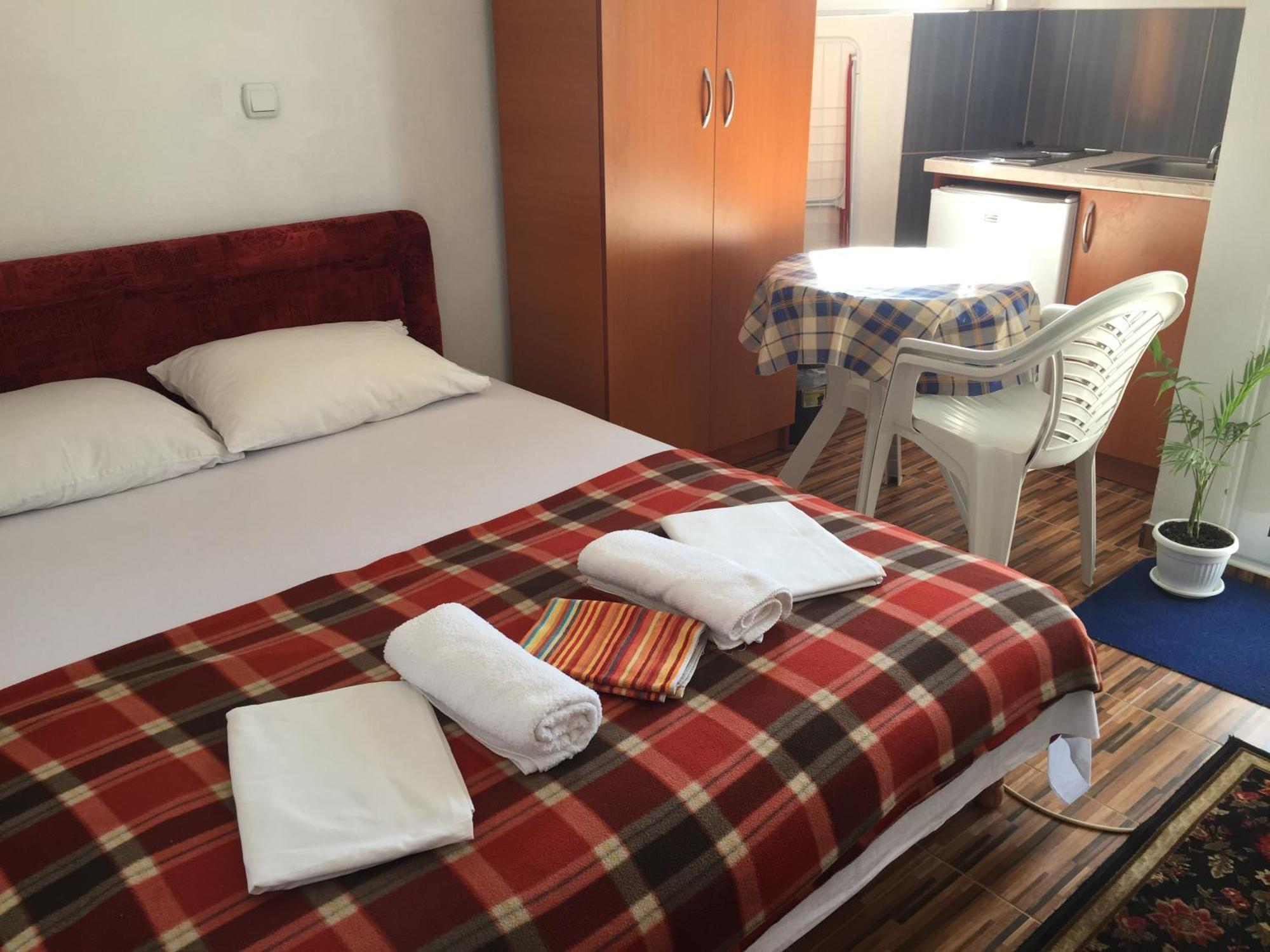 Apartments Delfin Ulcinj Zimmer foto