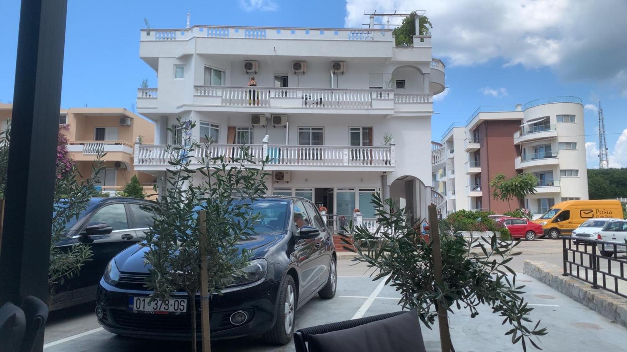 Apartments Delfin Ulcinj Exterior foto