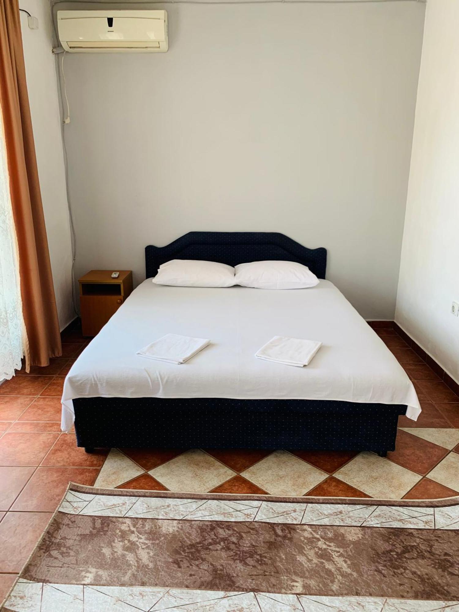 Apartments Delfin Ulcinj Exterior foto