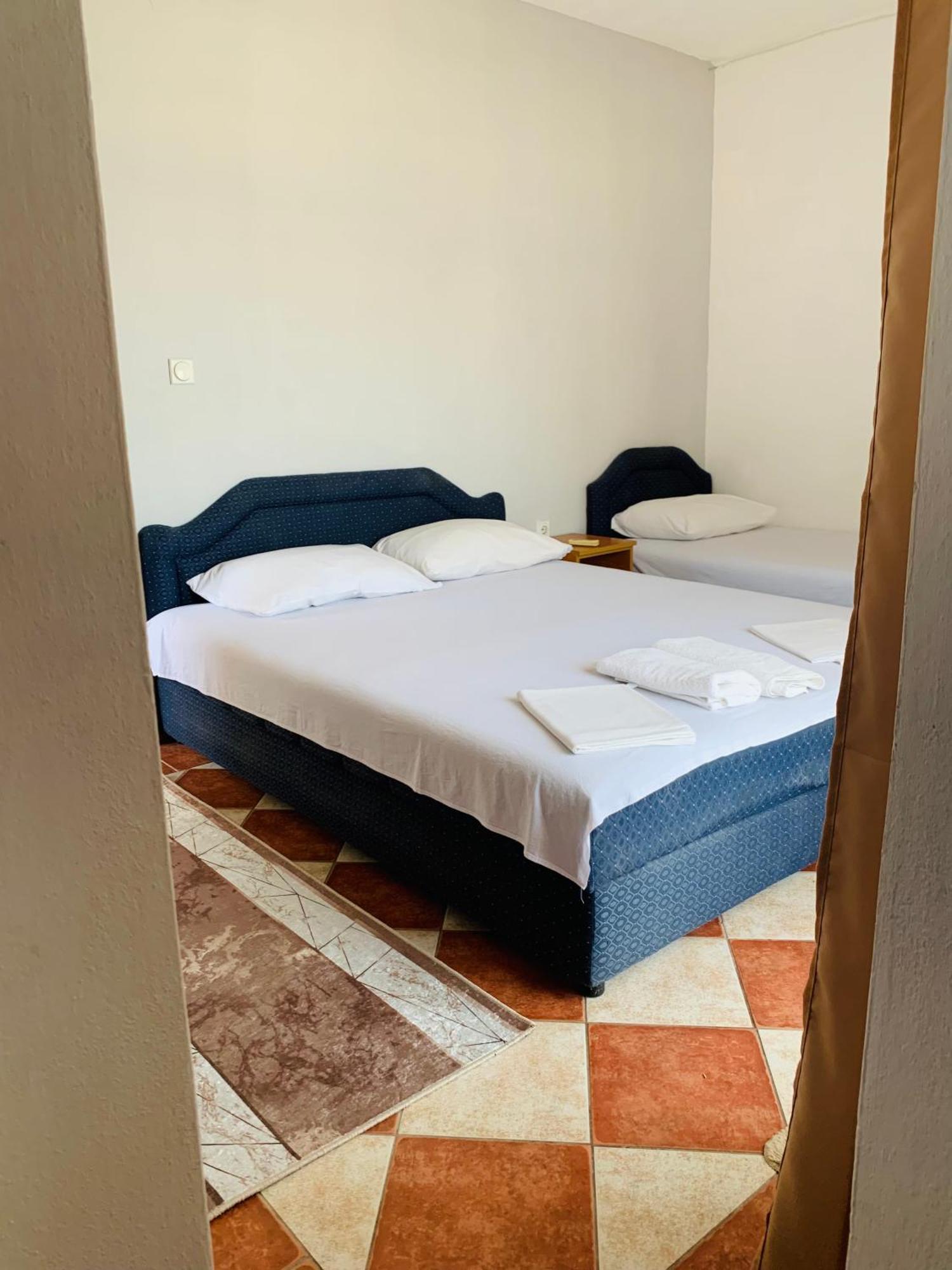 Apartments Delfin Ulcinj Exterior foto