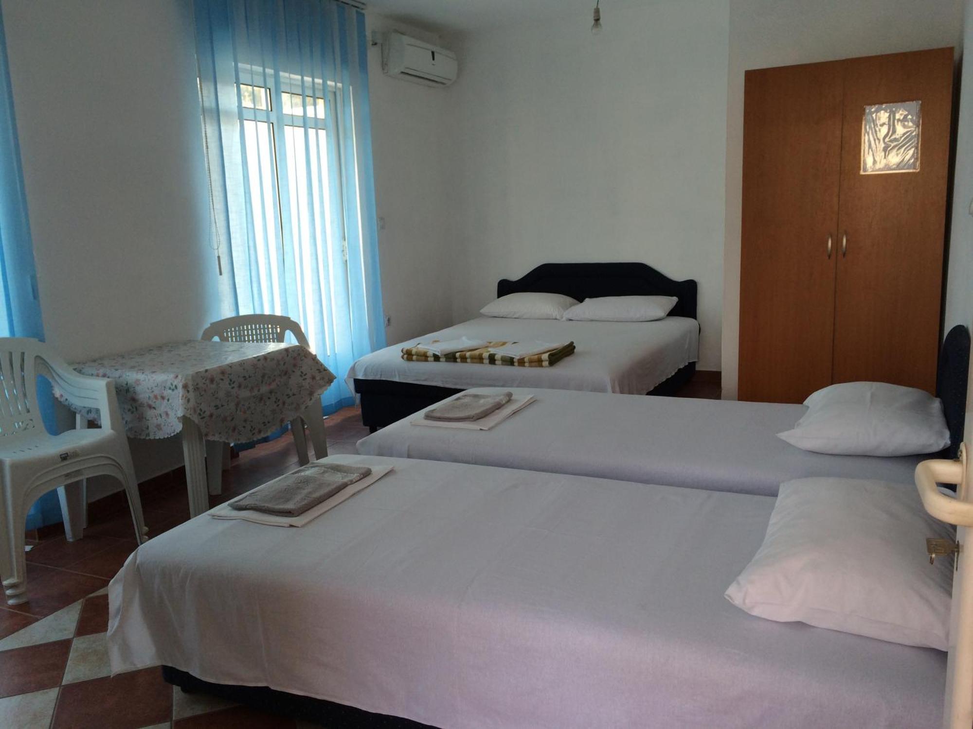 Apartments Delfin Ulcinj Exterior foto