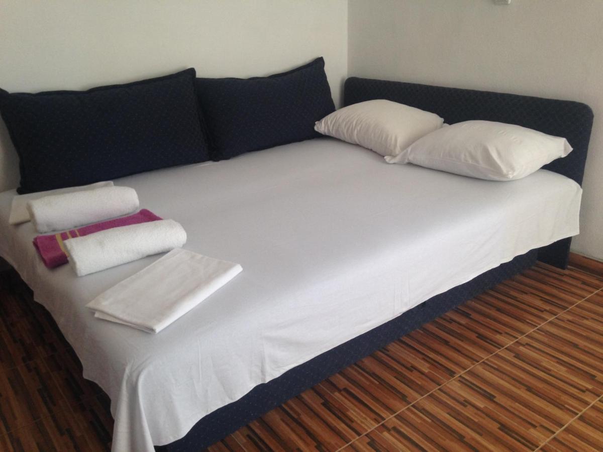 Apartments Delfin Ulcinj Exterior foto